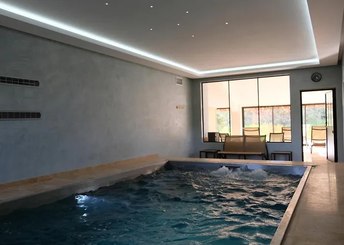 Hotel Chateau De 4*
