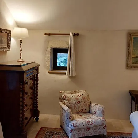 Chateau De Hotel 4*